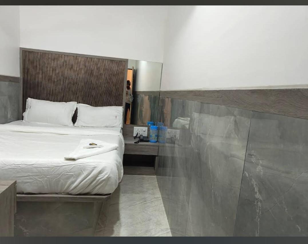 Regency Lodging And Boarding 3* Bombaj